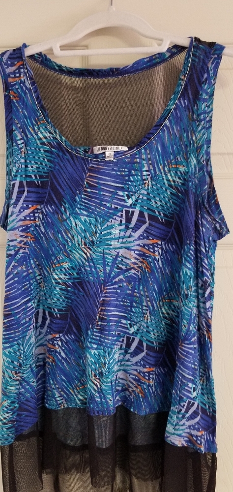 Women's tank top. JENNIFER LOPEZ size Medium